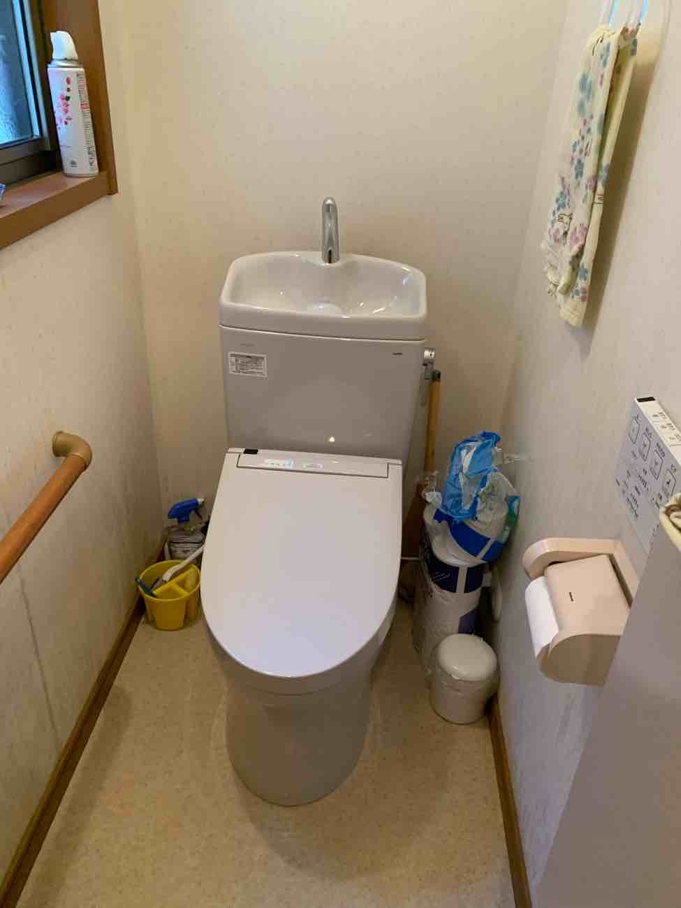 【埼玉県吉川市】Y様邸トイレ2台交換工事が完了しました。TOTOピュアレストQR 画像
