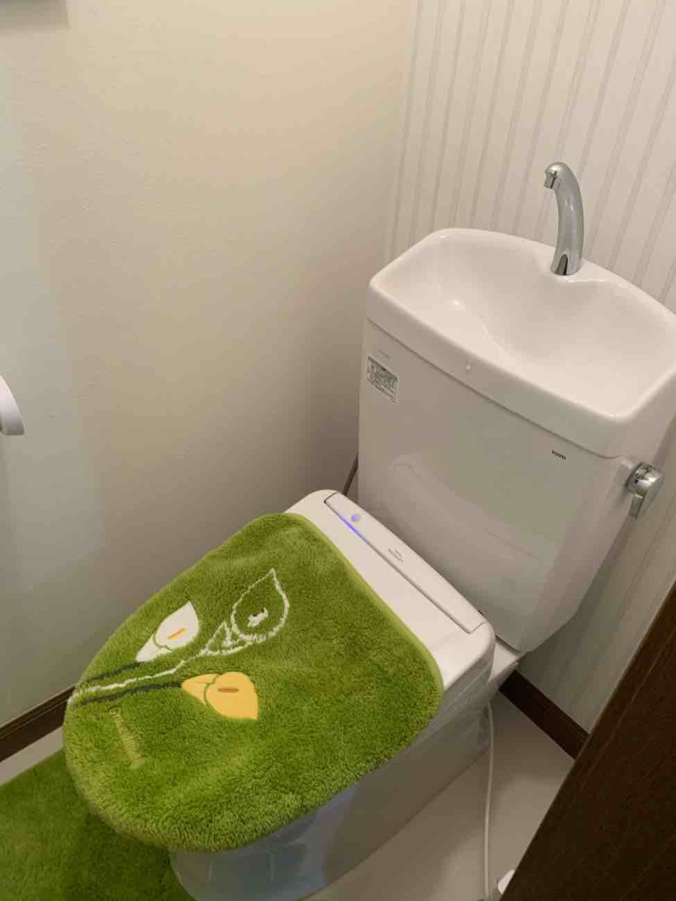 【埼玉県三郷市】O様邸1階トイレを2階に移設 1階のトイレ新規工事 TOTO QR 画像