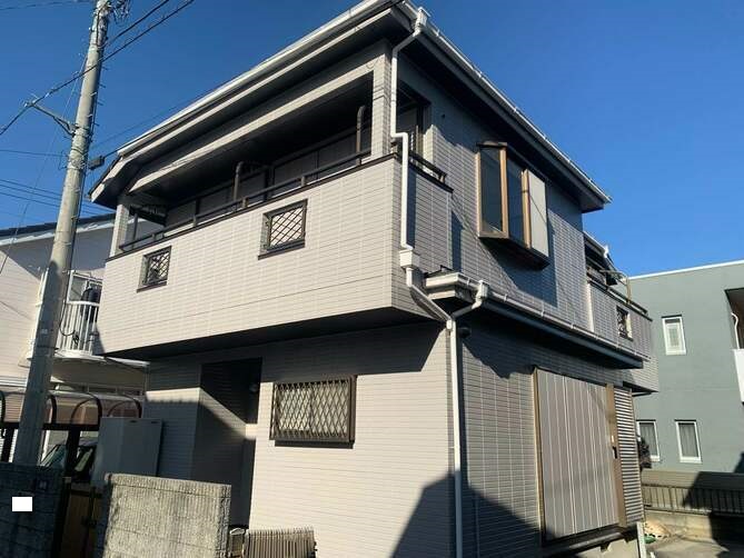 【埼玉県北葛飾郡松伏町】Y様邸外壁屋根塗装工事が完了しました。ハイパービルロックセラ 画像