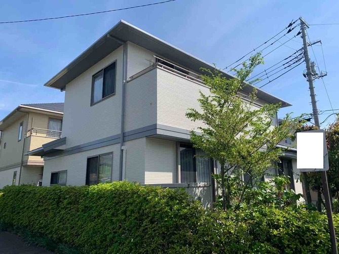 【埼玉県吉川市】O様邸外壁屋根塗装工事が完了しました。日本ペイント パーフェクトトップ 画像