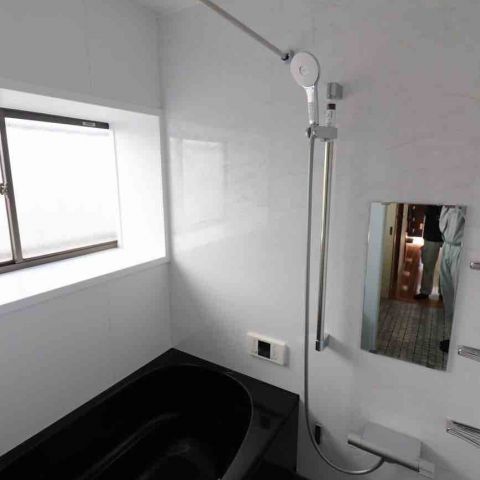 【埼玉県三郷市】O様邸浴室改修工事 タイル風呂からユニットバスは完了しました。リクシル アライズ1216 アイキャッチ画像