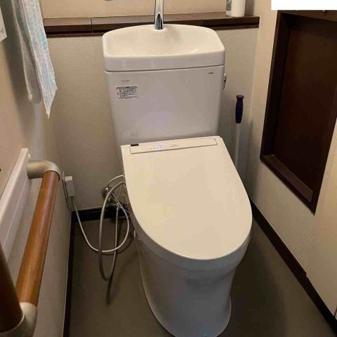 【埼玉県吉川市】H様邸トイレ交換工事が完了しました。TOTO ピュアレストQR アイキャッチ画像