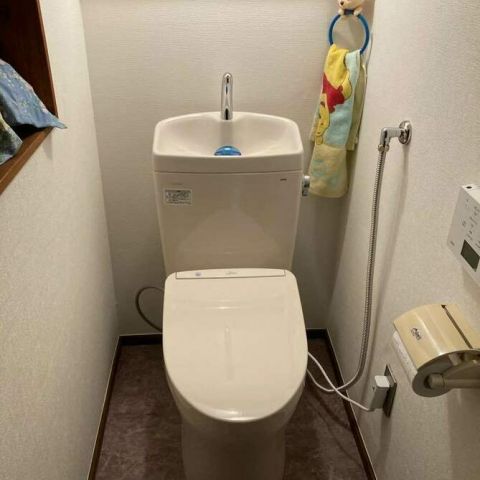 【埼玉県草加市】M様邸トイレ交換工事が完了しました。TOTO ピュアレスト QR アイキャッチ画像