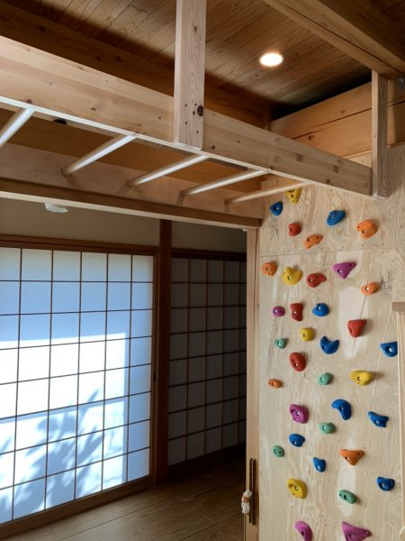 【埼玉県三郷市】M様邸ボルダリング&雲梯設置工事が完了しました。