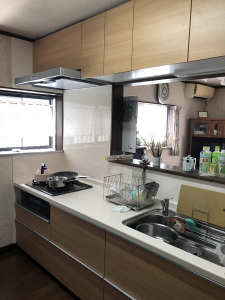 【埼玉県吉川市】O様邸リフォーム工事はキッチン交換工事を行いました。TOTOミッテI型2400