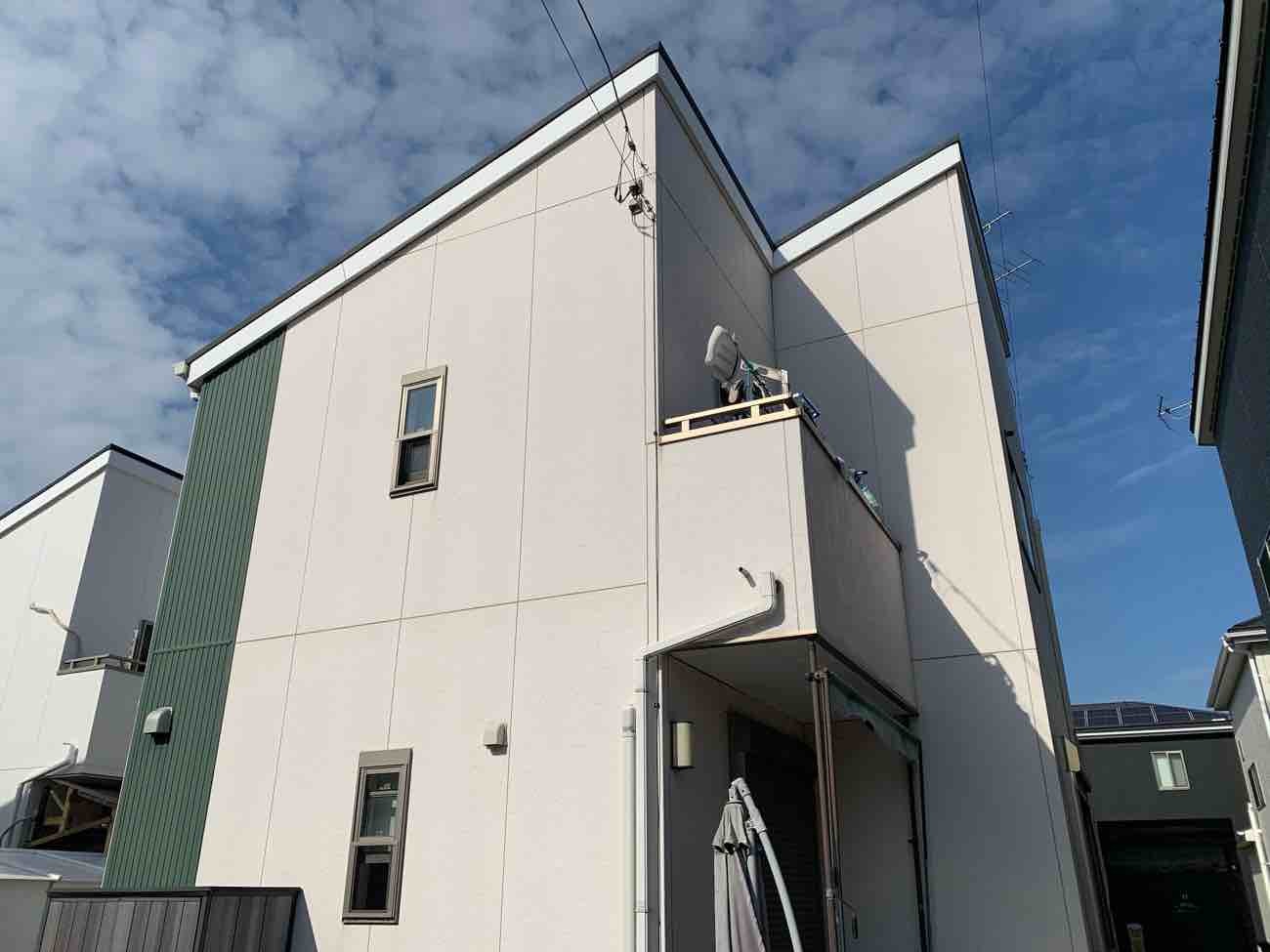 【埼玉県三郷市】N様戸建て賃貸住宅は外壁屋根塗装工事が完了しました。アレスダイナミックTOP