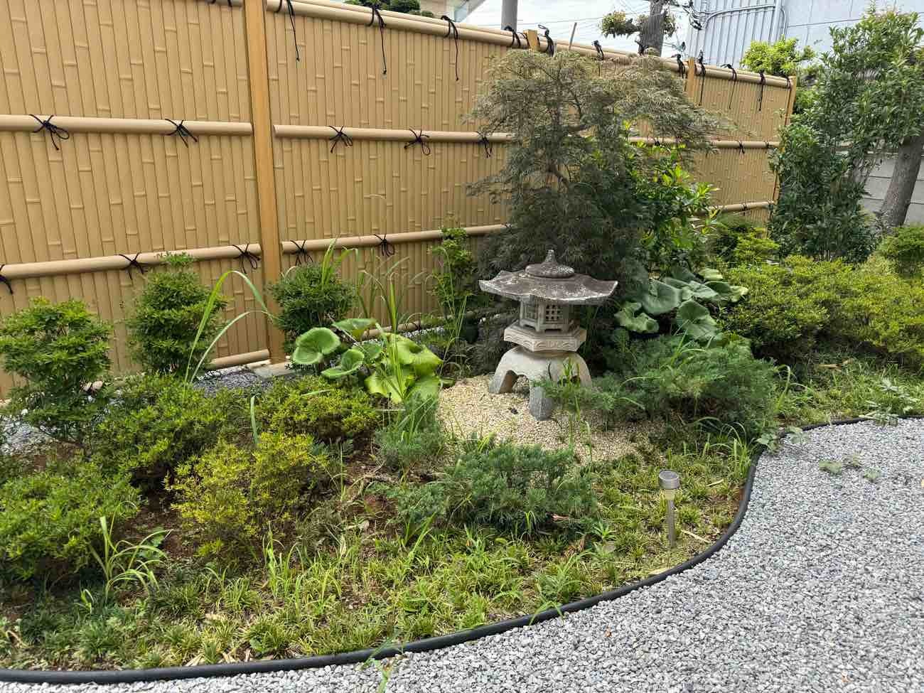 【埼玉県三郷市】T様邸中庭造園工事完了後3年の夏。季節ごとに色合いが変わります。外構工事
