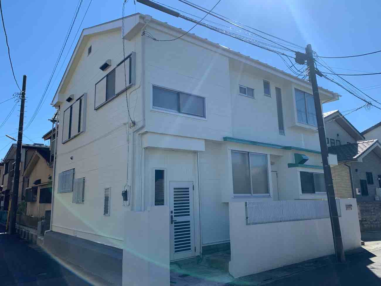 【埼玉県三郷市】T様邸外壁屋根塗装工事が完了しました。ハイパービルロックセラ