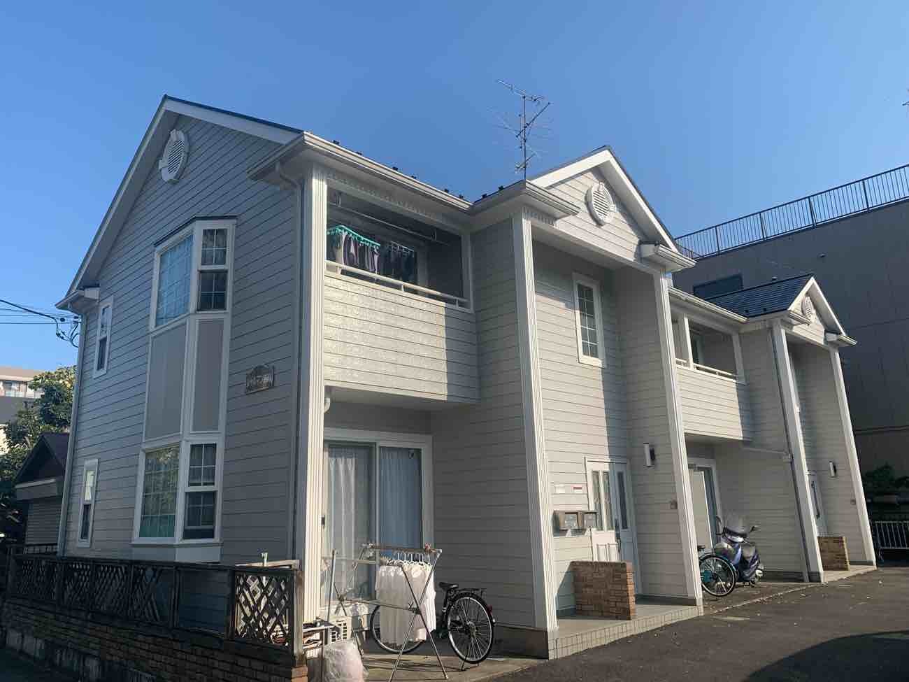 【埼玉県吉川市】T様賃貸住宅外壁屋根塗装工事が完了しました。ロックペイント ハイパービルロックセラ