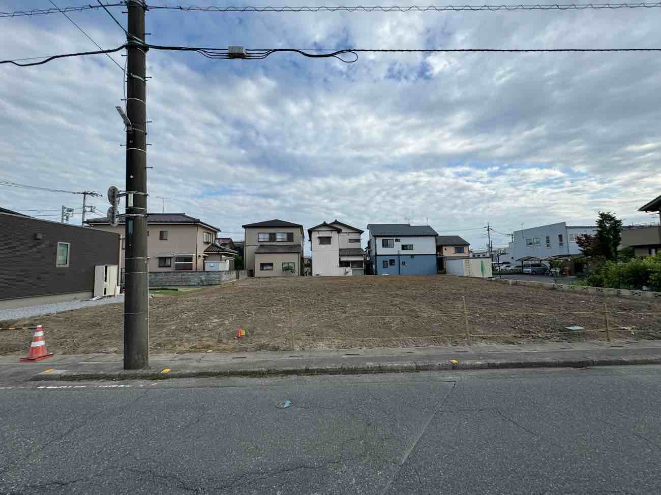 【埼玉県三郷市】Y様邸住宅解体、地中埋設物撤去工事が完了、土地の売却も決まりました。