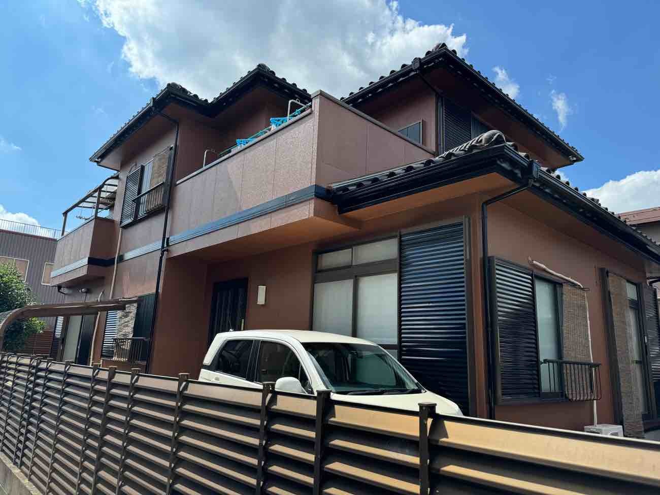 【埼玉県三郷市】H様邸外壁塗装雨漏れ補修工事が完了しました。日本ペイント パーフェクトトップ
