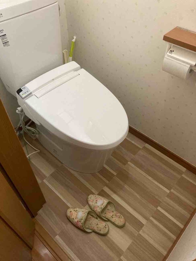 【東京都葛飾区】A様邸トイレ交換工事 リクシル アメージュZ