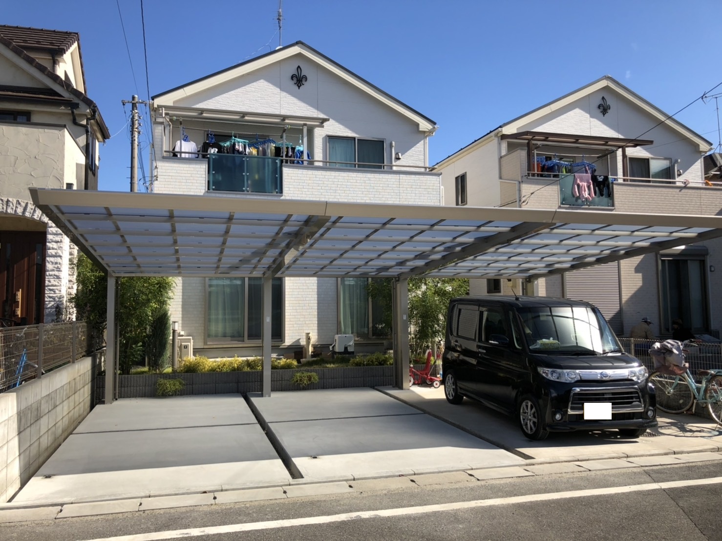 【埼玉県吉川市】S様邸カーポート工事が完了しました。四国化成 マイポートNext 松井産業