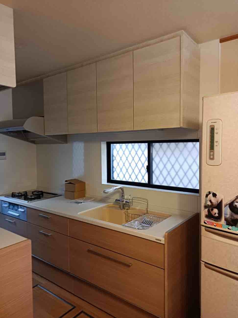 【埼玉県草加市】I様邸キッチン交換工事が完了しました。トクラス Bb