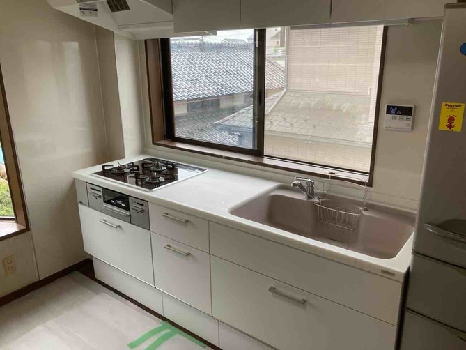 【埼玉県吉川市】K様邸キッチン交換工事リフォームが完了しました。トクラスBb 2000