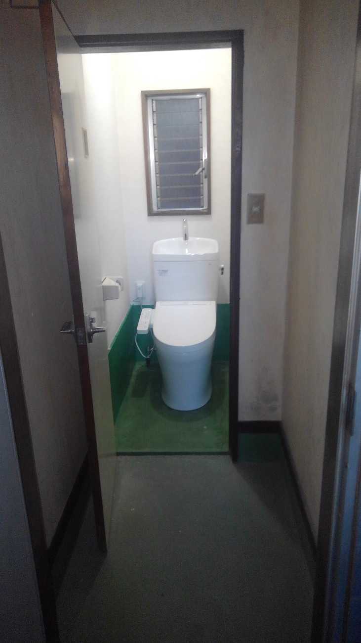 【埼玉県八潮市】I様邸和式トイレから洋式トイレ改修工事 TOTOピュアレストQR