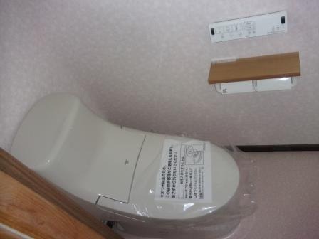 【埼玉県越谷市】I様邸タイルトイレ改修工事 LIXILアメージュZ