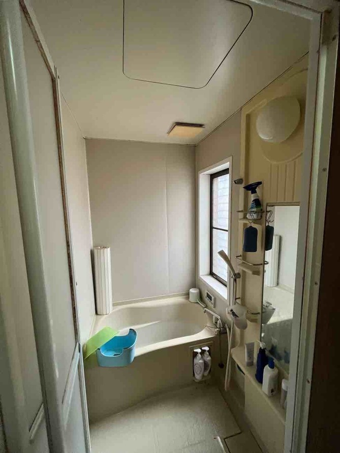【埼玉県北葛飾郡松伏町】Y様邸ユニットバス交換工事が始まります。リクシル リデア