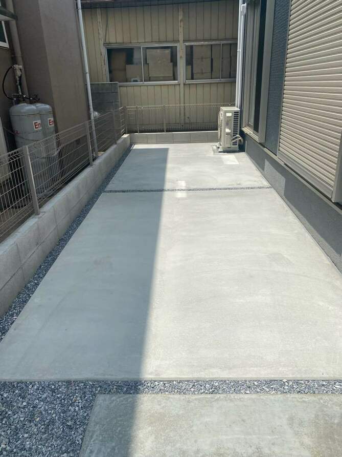【埼玉県三郷市】I様邸外構コンクリート打設工事が完了しました。