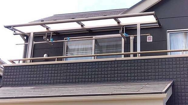 【埼玉県草加市】S様邸はベランダテラス工事が完了しました。リクシル スピーネ