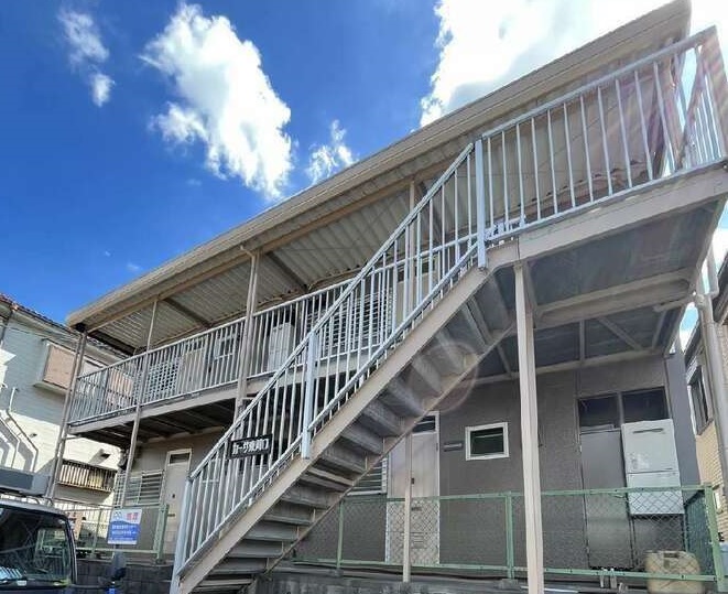 【埼玉県川口市】K様賃貸住宅外壁屋根塗装工事が完了しました。