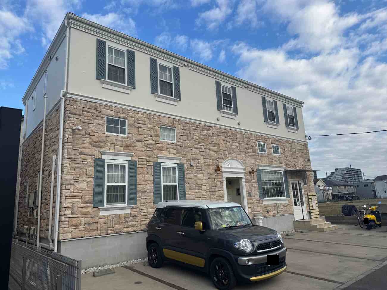 【埼玉県吉川市】賃貸アパートの外壁・屋根塗装工事｜美観と耐久性を高める アステックペイント施工事例