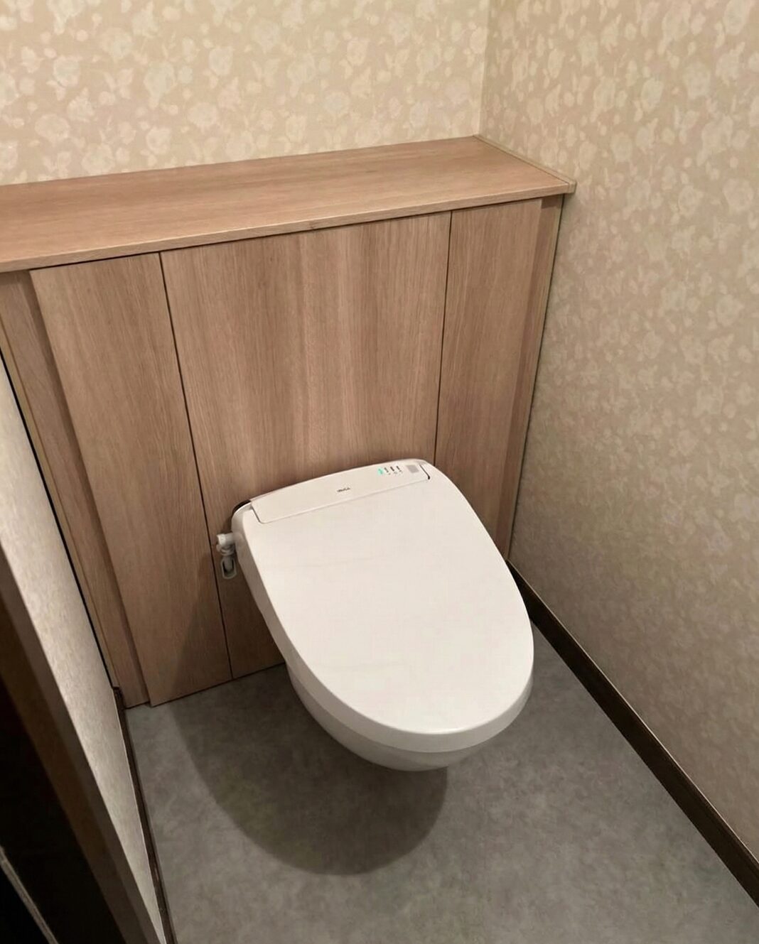 【埼玉県草加市】F様邸施工事例 足元スッキリ！LIXIL「フロートトイレ」でホテルのような洗練された空間へ