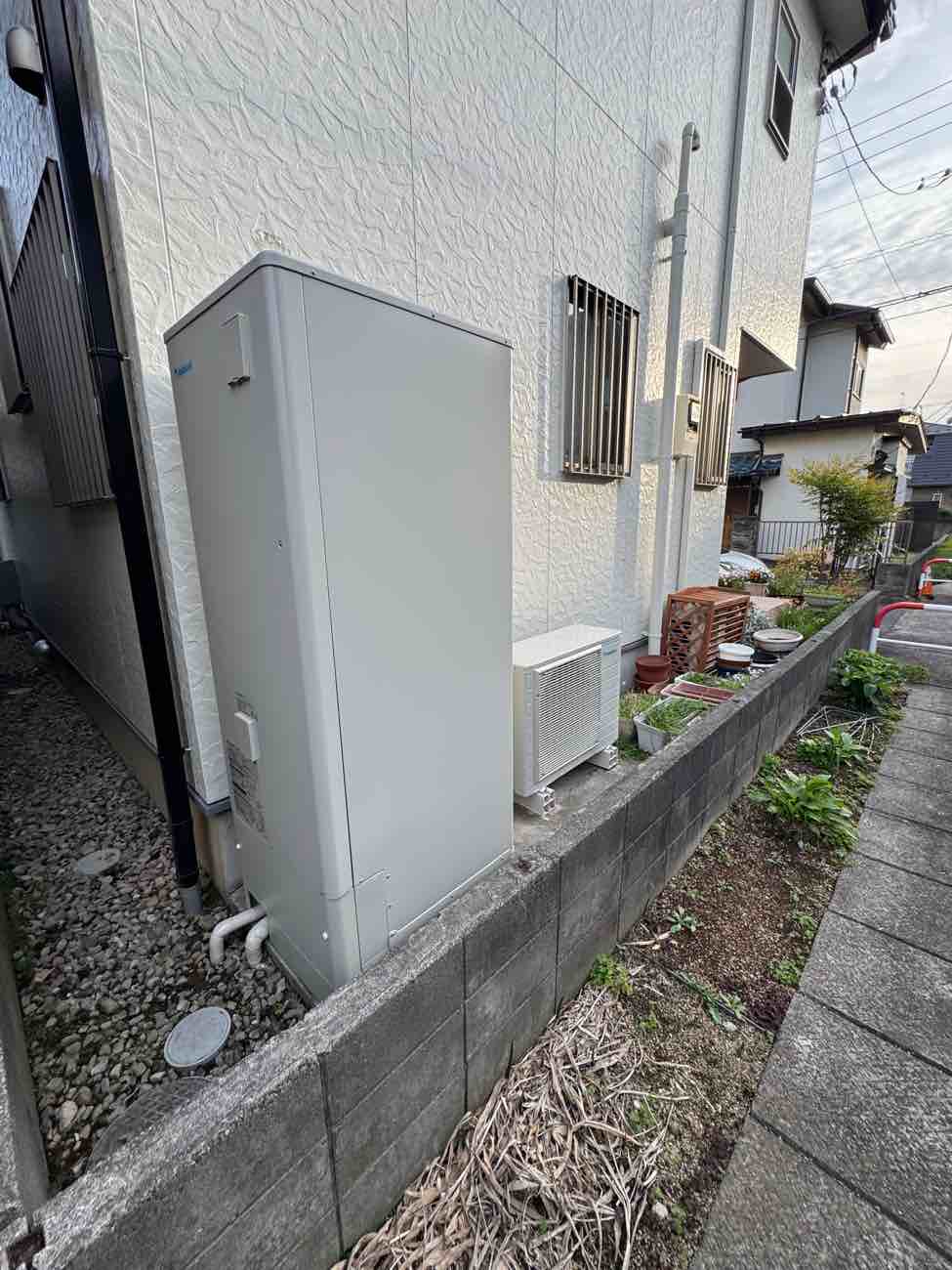 【埼玉県吉川市】S様邸 エコキュート交換工事 ダイキン 370L フルオート