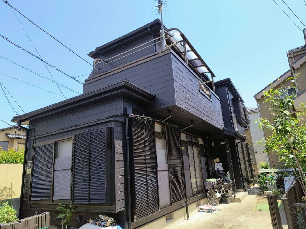 【埼玉県三郷市】T様 重い瓦から軽量・高断熱な「横暖ルーフαS」へ葺き替え 外壁塗装 アステックペイント スーパーラジカルシリコンGH