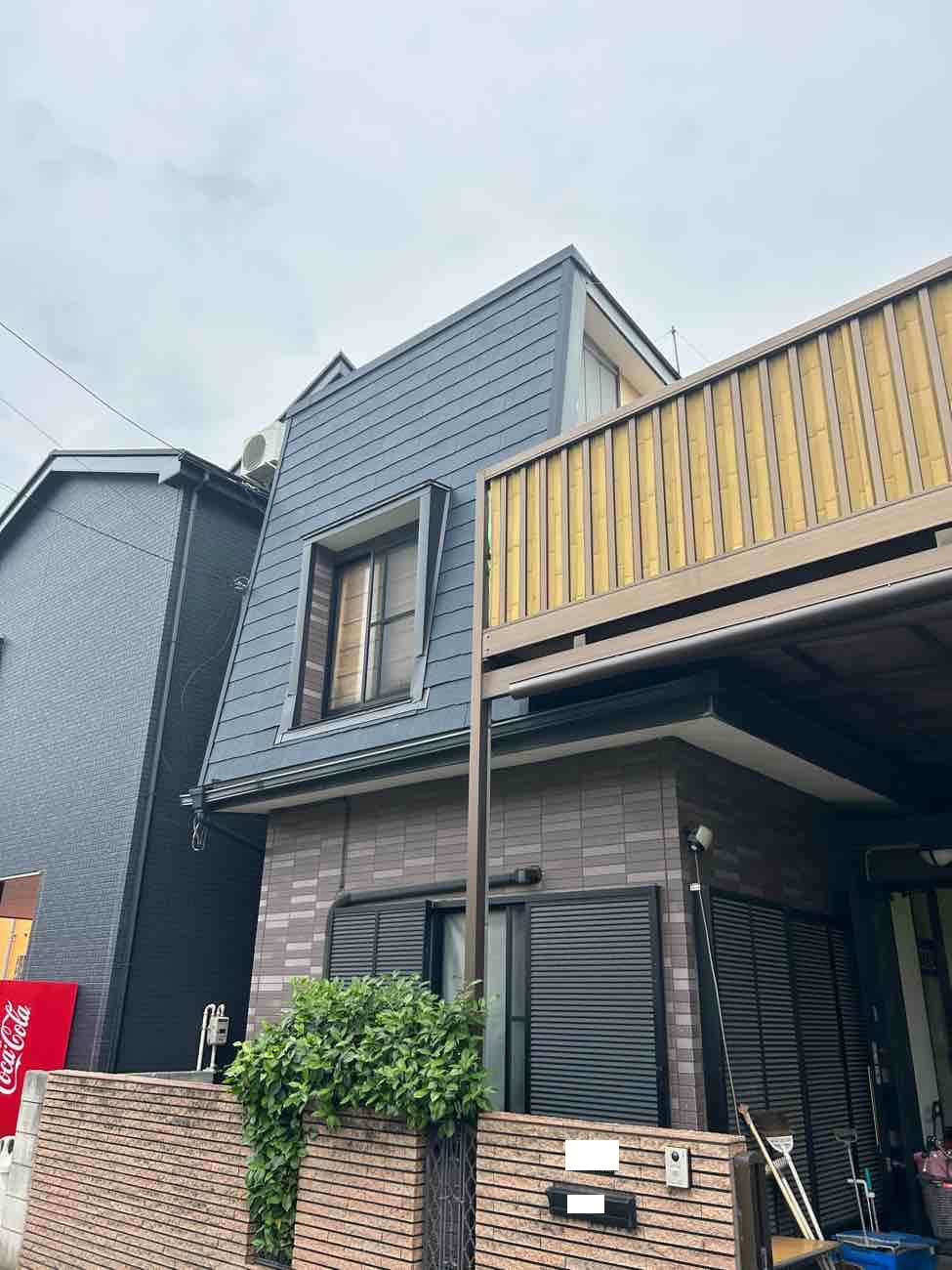 【埼玉県三郷市】スレート屋根の劣化リフォーム！下地補強と新規コロニアル葺き替え工事