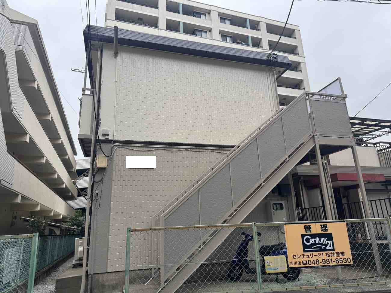 【埼玉県川口市】S様アパート外壁・屋根塗装工事｜同色仕上げでも見違える美観と耐久性！満室経営を支える大規模修繕