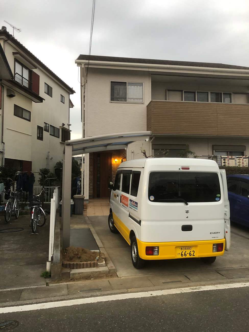 【埼玉県三郷市】U様邸サイクルポート設置工事を行いました。LIXIL ネスカRミニ 画像