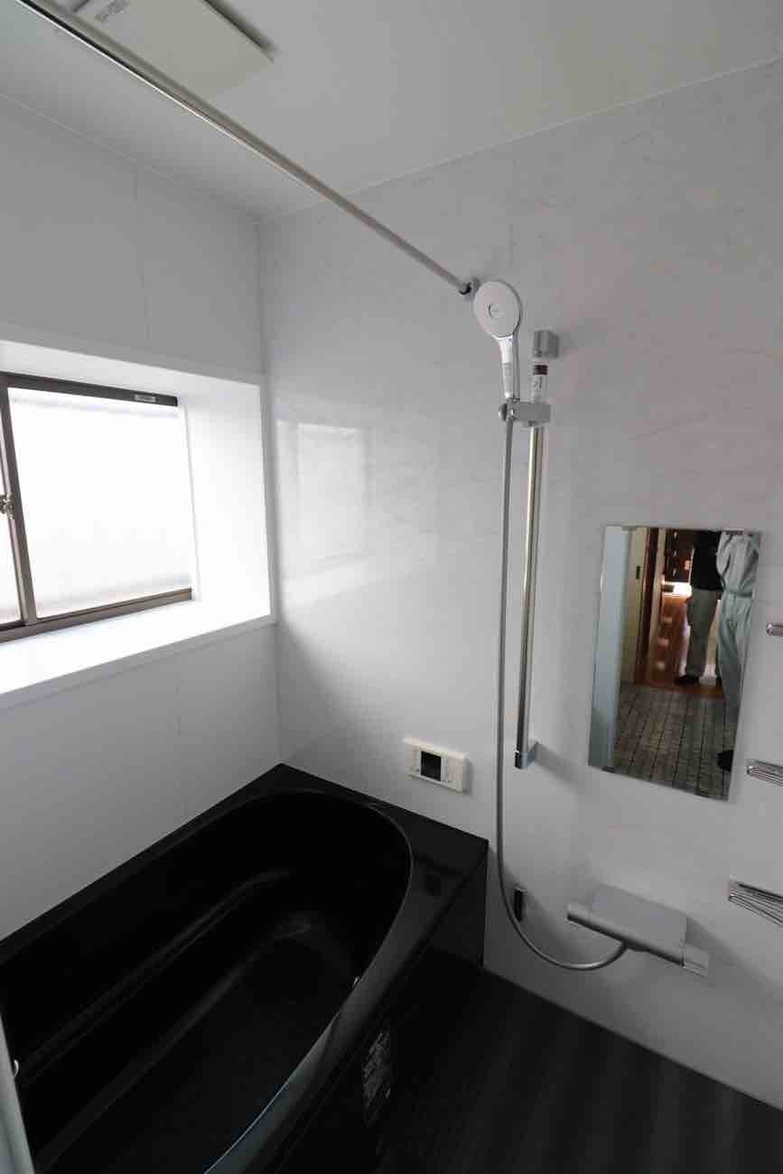 【埼玉県三郷市】O様邸浴室改修工事 タイル風呂からユニットバスは完了しました。リクシル アライズ1216 画像