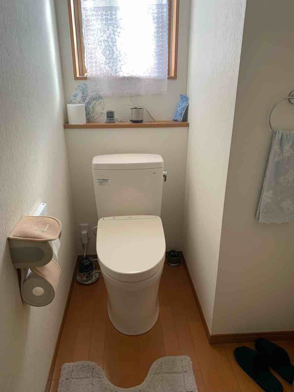 【埼玉県吉川市】T様邸トイレ交換工事が完了しました。TOTOピュアレストQR 画像