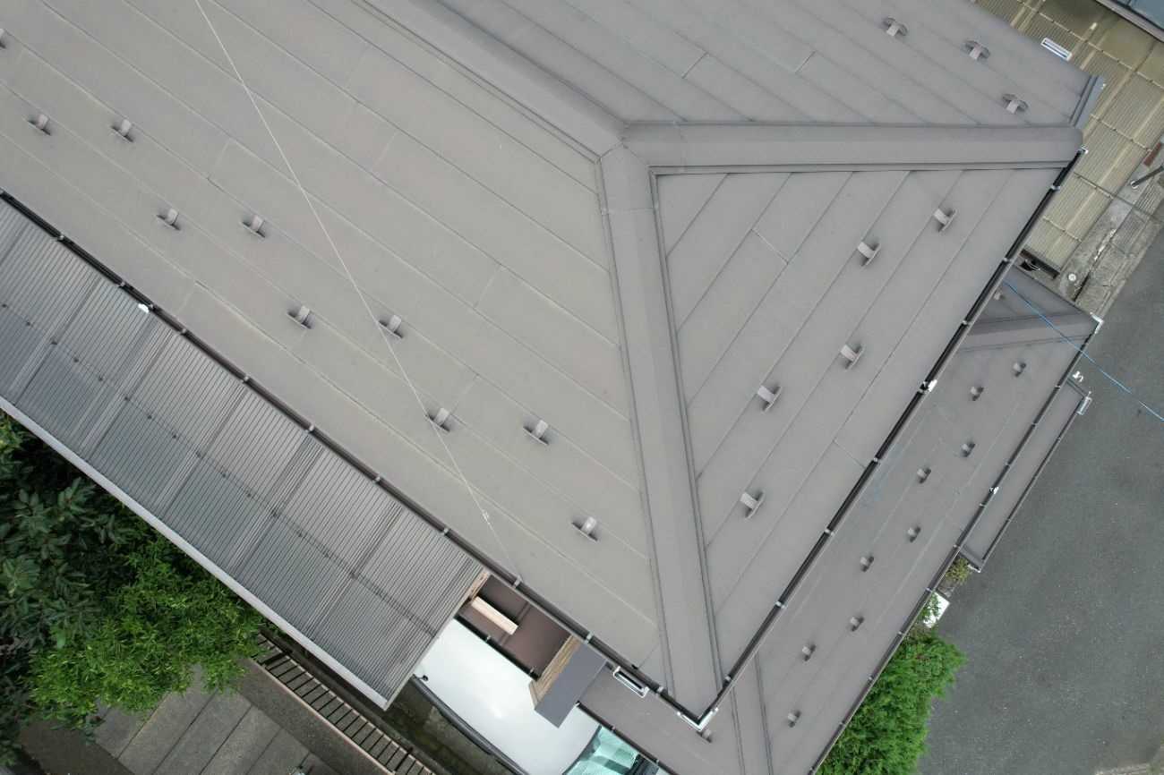 【埼玉県三郷市】O様邸屋根点検が完了しました。ドローン無料点検 画像