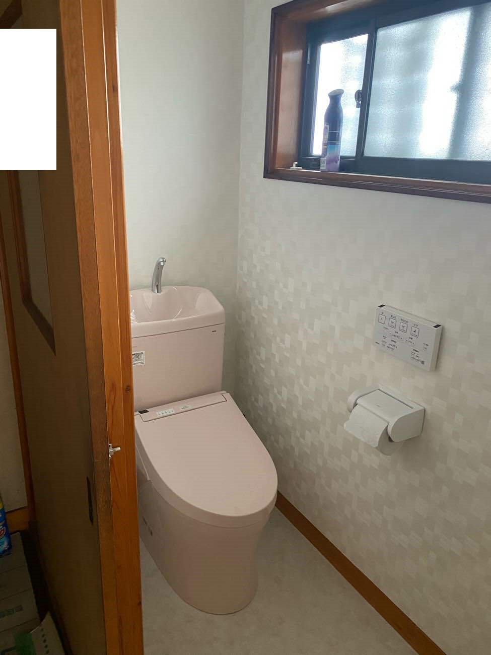【埼玉県三郷市】S様邸トイレ交換工事が完了しました。TOTOピュアレストQR 画像