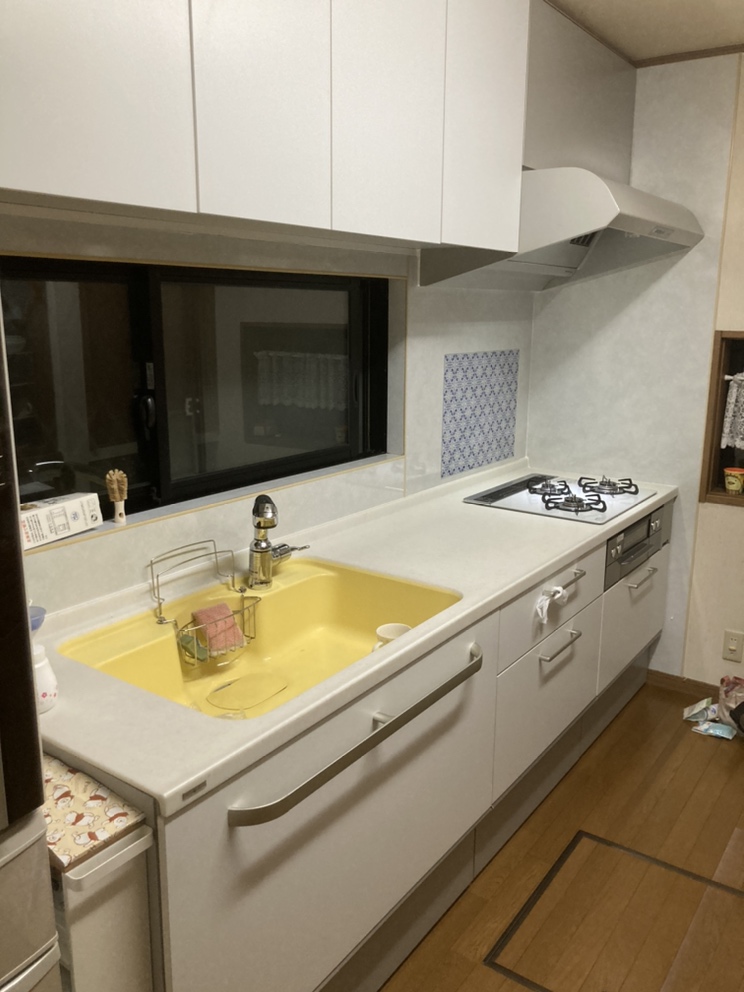 【埼玉県三郷市】M様邸キッチン交換工事が完了しました。トクラスBb 2017年製 展示処分品 画像