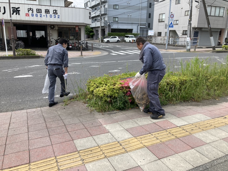 【埼玉県吉川市】地元木売町会の清掃活動に参加しました。 画像