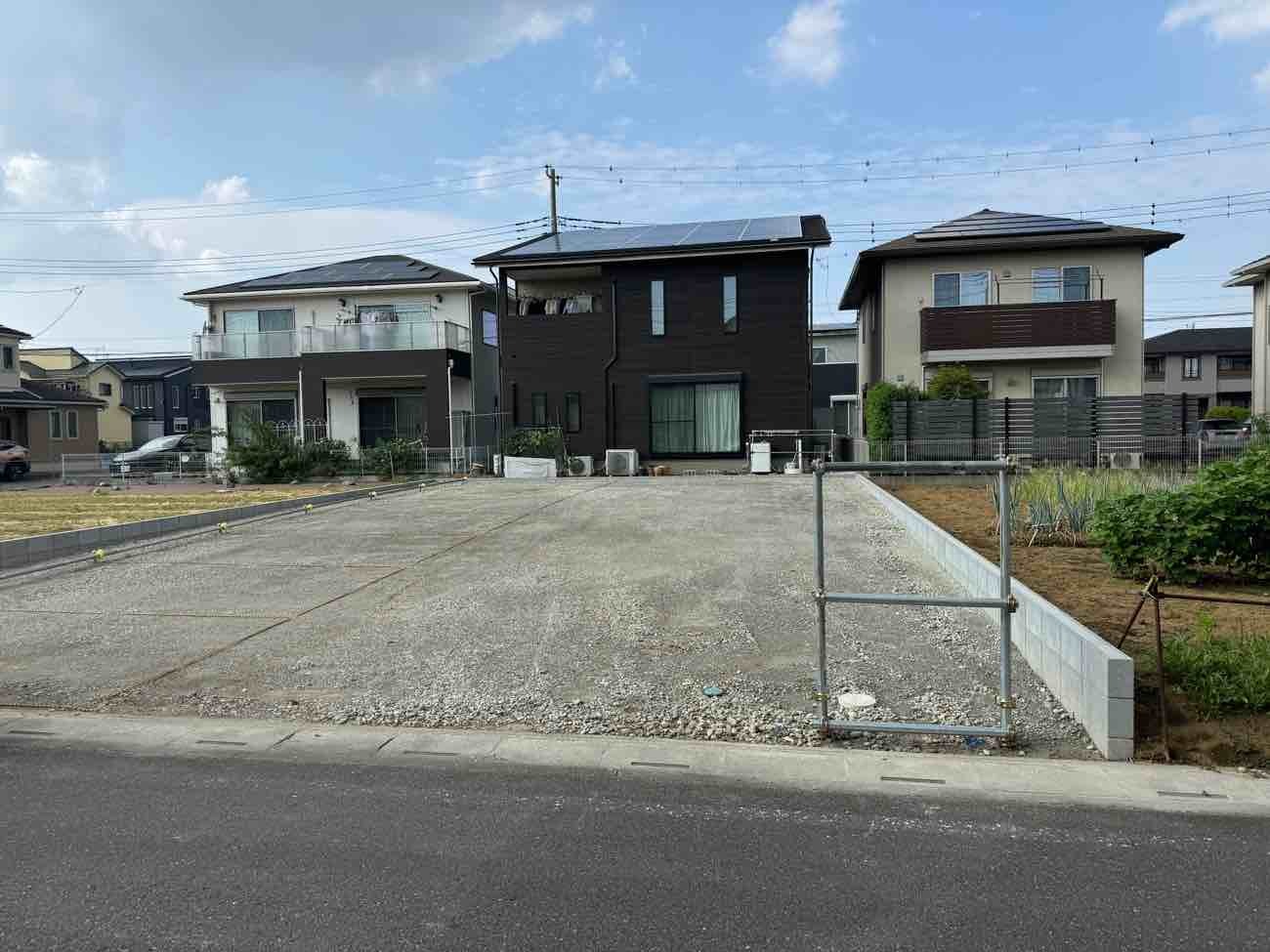 【埼玉県三郷市】I様邸土地造成工事駐車場工事が完了しました。 画像