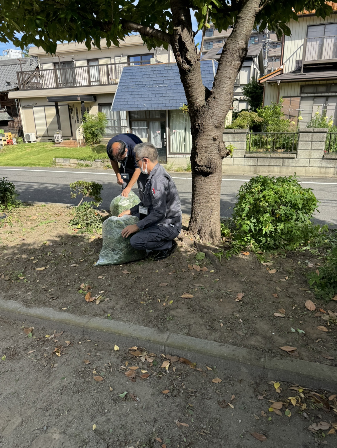 【埼玉県吉川市】地域活動 木売公園環境整備のお手伝いをさせていただきました。 画像