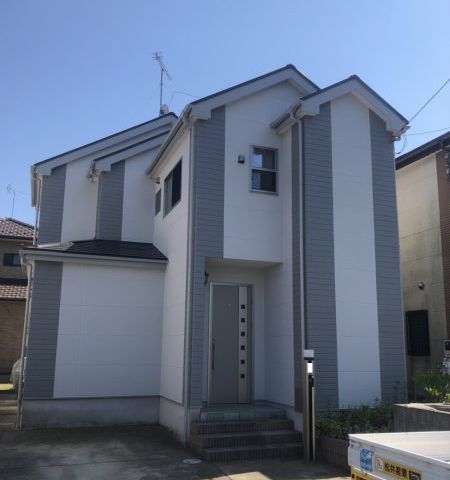 【埼玉県三郷市】A様邸外壁屋根塗装工事が完了しました。 アイキャッチ画像