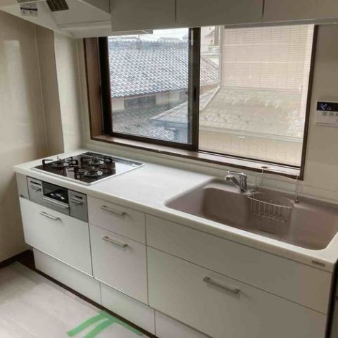 【埼玉県吉川市】K様邸キッチン交換工事リフォームが完了しました。トクラスBb 2000 アイキャッチ画像