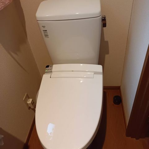 【東京都葛飾区】Y様邸トイレ交換工事が完了しました。リクシル アメージュZ アイキャッチ画像