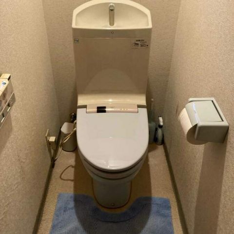 【埼玉県三郷市】O様邸トイレ交換工事が始まります。リクシル アメージュZ アイキャッチ画像