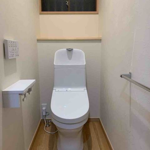 【埼玉県三郷市】K様邸トイレ交換工事が完了しました。TOTO ZJ2 ウオシュレット一体型便器 アイキャッチ画像