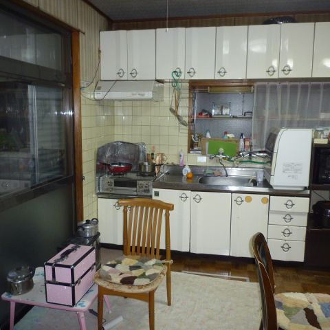 【埼玉県三郷市】C様邸キッチン交換工事が始まります。クリナップ ラクエラ アイキャッチ画像