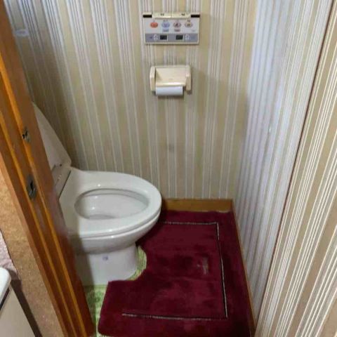【埼玉県三郷市】C様邸トイレ改修工事が始まります。リクシル アメージュZA アイキャッチ画像