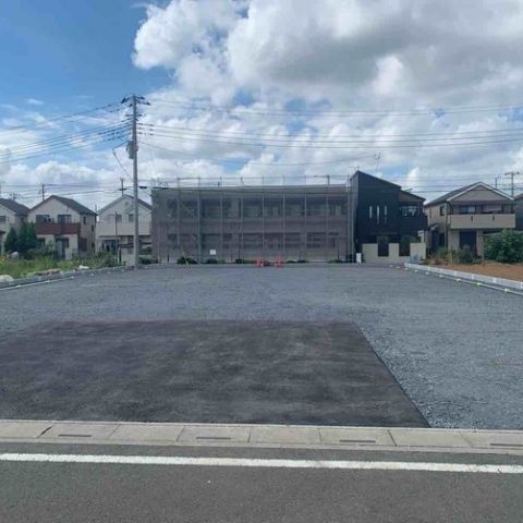 【埼玉県三郷市】O様土地駐車場造成工事が完了しました。 アイキャッチ画像
