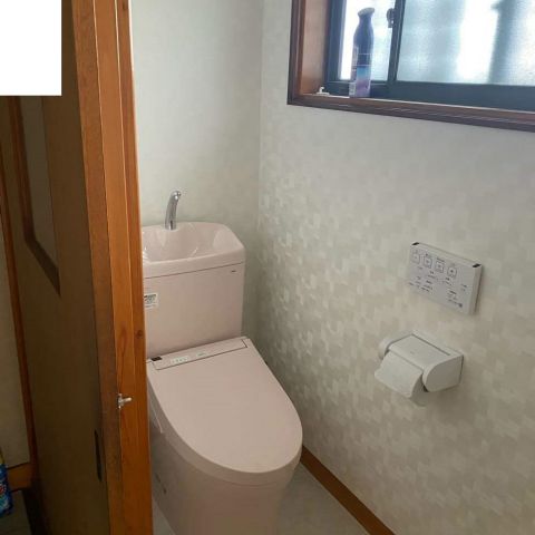 【埼玉県三郷市】S様邸トイレ交換工事が完了しました。TOTOピュアレストQR アイキャッチ画像