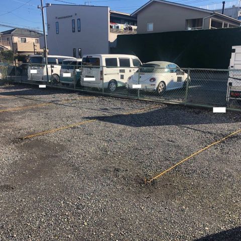 【埼玉県三郷市】S様駐車場トラロープ工事を行いました。 アイキャッチ画像